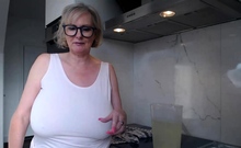Amateur Horny Blonde Masturbates with Beer More webcamgirls
