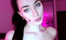 Brunette Solo Webcam Masturbation