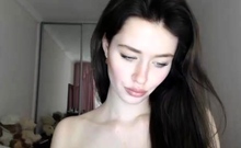 Brunette Solo Webcam Masturbation